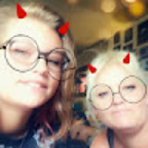 Meet your Posher, Ashley